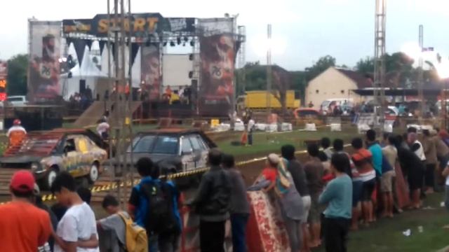 TRIAL GAME STROM RIDER @Lapangan DPRD KARANGANYAR смотреть онлайн
