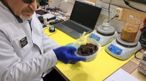 Изготовление графена полупроводниковой чистоты из графита химическим методом.