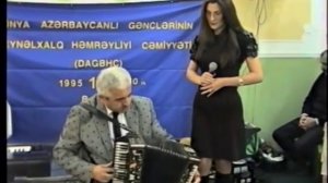 Vaqif Eliyev Qarmon-Emekdar artist Gulyanaq Memmedovadan evezolunmaz ifa