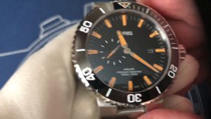Oris AQUIS Small Second - красивейший люм