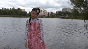 Энҗе Әхмәтҗанова  Һади Такташның "Алсу" поэмасын сөйли