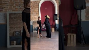 Танго — искусство слышать без слов