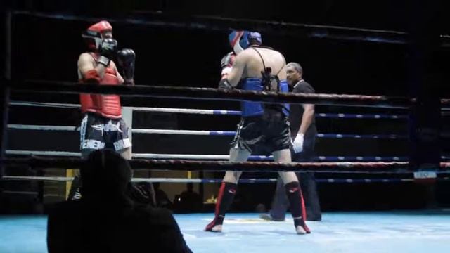 Florian Mussard "Camp Papou" VS Chevalier Guillaume "Team Valin" 974 смотреть онлайн