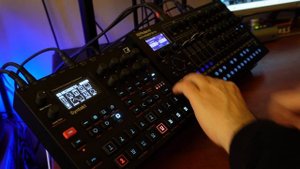 Roland SH-4d & Elektron Syntakt | Track from scratch tutorial