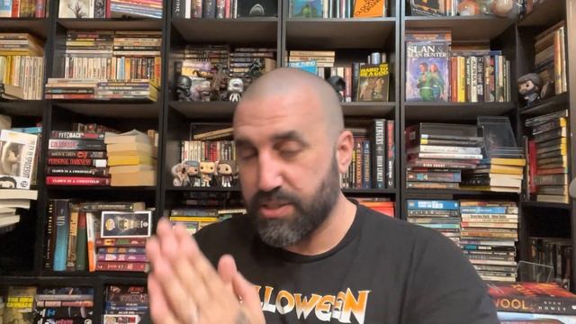 Massive BOOK HAUL and unboxing for booktube and favorite vintage paperbacks from hell horror cover! смотреть онлайн