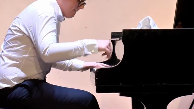 С.Рахманинов Этюд-картина ор.33 №9 cis-moll. Исполняет Арсен Шахназарян смотреть онлайн