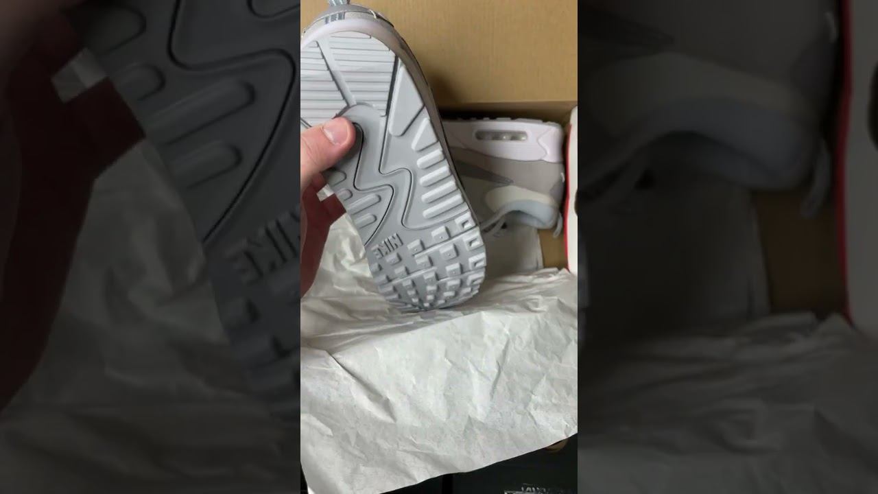 Кроссовки Nike Air Max 90 Futura | ссылка на магазин в комментариях