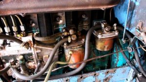 Выкинул РАЗНОДЛИННЫЕ Трубки ТНВД Т-40 и ПОСТАВИЛ НОВЫЕ Металлические!