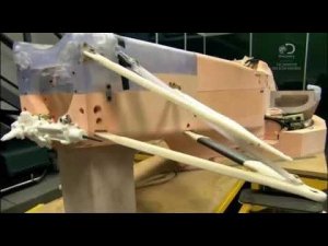 Болид  Формулы 1    Из чего это сделано