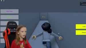 Madison Plays Escape the Grinch Obby on Roblox!!