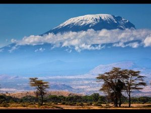 Снега Килиманджаро. Эрнест Хемингуэй. Слушать онлайн, аудиокнига "Снега Килиманджаро"
