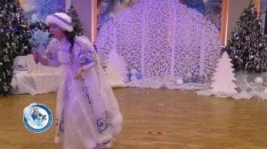 Фокус с конфетами, волшебная палочка снегурочки. Простой фокус для начинающих