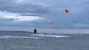 Кайтсерфинг в Анапе, станица Благовещенская. Школа Кайтсерфинга RUSSIAN-WIND.