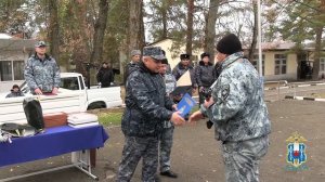 Смена сводного отряда полиции