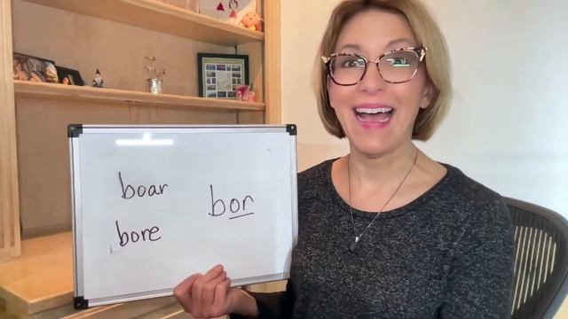 How to Pronounce BORE & BOAR - American English Pronunciation Lesson