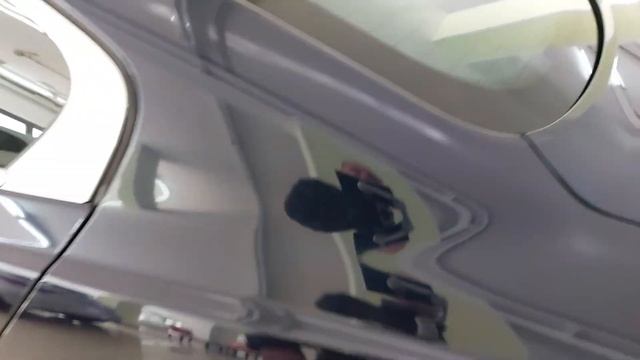 TRIS AUTO JAGUAR XE 2.0D PORTFOLIO BLUE MET. смотреть онлайн