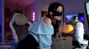 Тендерлибае тверкает