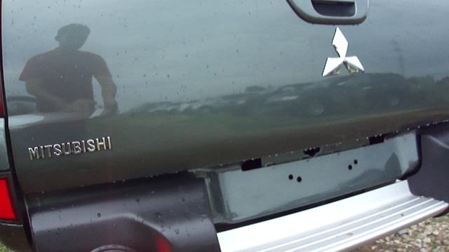2011 Mitsubishi L200