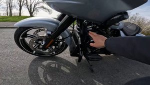 В чём разница? новый папка - Road Glide 2024 от Harley-Davidson. Тест-райд.
