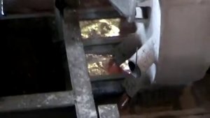 Разливка металла в изложницы