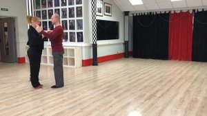 Постура в Танго,  Basic Step. 1-я часть второго урока с Эльвирой Малишевской