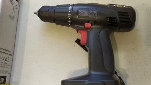 Замена аккумуляторов в шуруповерте ML-CD22-120-N-1