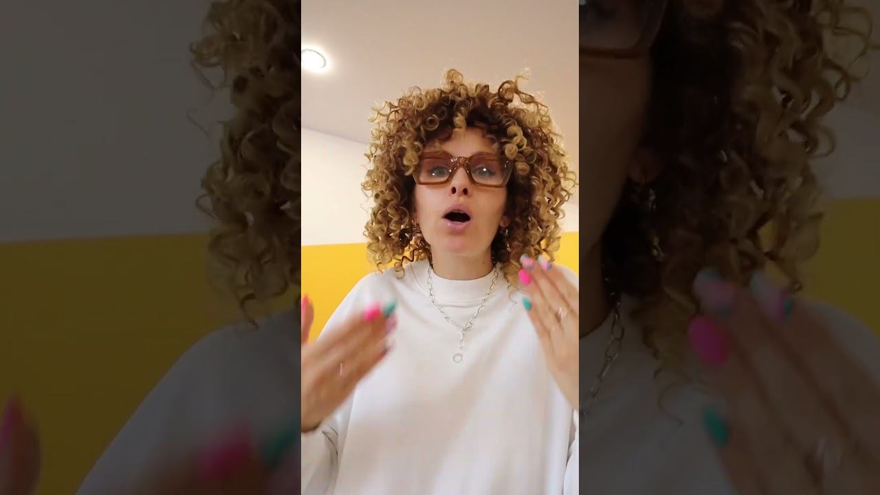 ИСТОРИЯ КАРОЛИНЫ (3.2) - НАПИШИ ТРИ ИМЕНИ ДЛЯ БУДУЩЕГО МАЛЫША?! #shortsvideo смотреть онлайн