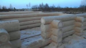 Наша вторая площадка. Здесь мы изготавливаем большие срубы.
