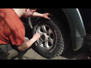 Как заменить обломанную шпильку колеса? Рассматриваем на примере Mitsubishi L200