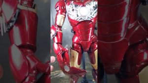 ZD Toys Iron Man Mark 3 LED , 1/5 scale, 14 inches Unboxing and Review by Ralph Cifra. Marvel