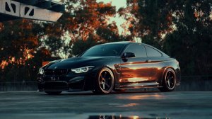 4K UHD - BMW M4 F82