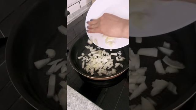 Овсянка с грибами#рек #рекомендации #готовка #еда #рецепты #овсянка#завтрак#завтракза5минут#рецепт смотреть онлайн