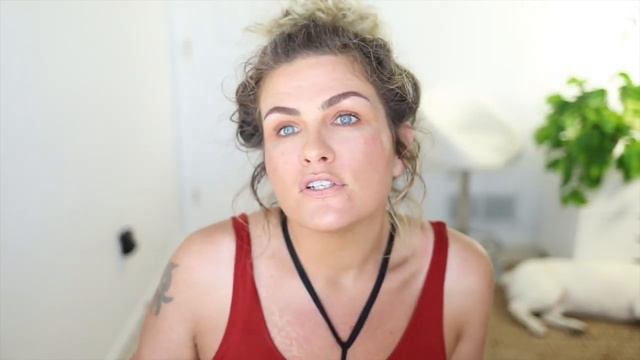 Merch News, I GOT HIT ON BY A 19 YEAR OLD! Stolen Raybans |RAGRWM| смотреть онлайн