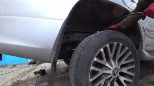 Лексус 570