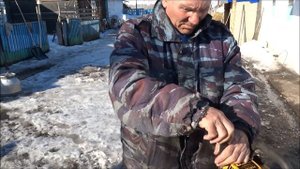 ПИЛУ ЗАЛИВАЕТ БЕНЗИНОМ .ОДНА ИЗ ПРИЧИН