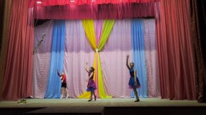 ОХК "Фантазия" Трио: Малашенков Максим, Шувалова Полина, Захарова Анастасия/7-9 лет/ "Жёлтые ботинки