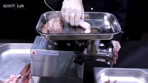 Мясорубка HURAKAN HKN-12SS
