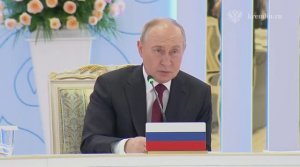 Путин рассказал о температуре поражающих элементов при использовании «Орешника»