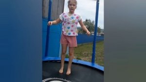 трюки на батуте