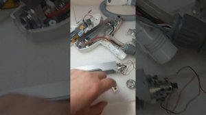 неисправность неодимового лазера nd:yag - есть световая вспышка, но не удаляет пигмент, татуировку