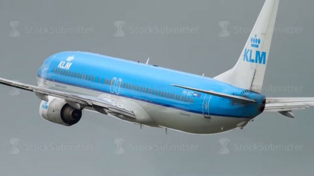 KLM Boeing 737 departure смотреть онлайн