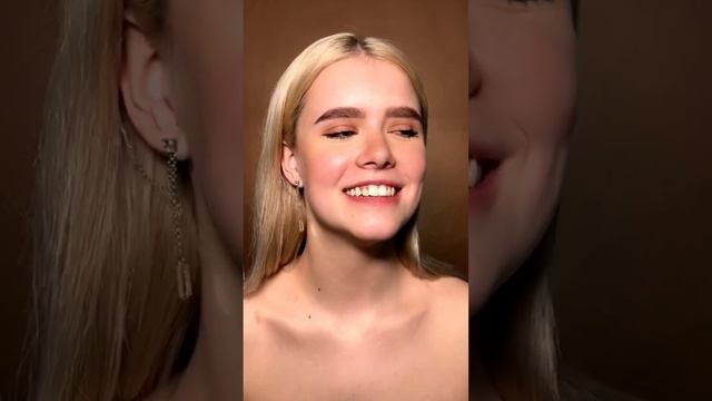 Работа на хне Hindika 😍Оттенок GlossyBlond Выдержка 5 минут,1 слой 🙌#хнадлябровей #окрашиваниеброве