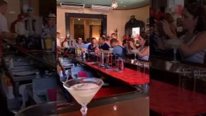 Floridita или El Floridita - это исторический и коктейль-бар в старой части Гаваны (), Куба.