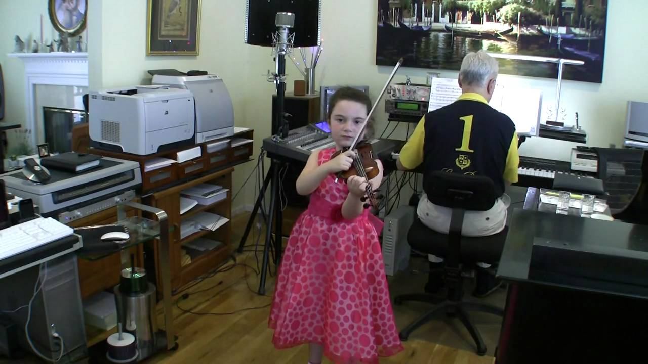 Michelle Stern plays Kabalevsky.mov смотреть онлайн