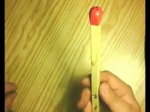 Многоразовая зажигалка в форме спички