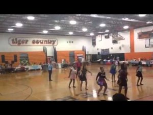 Kasav Kay manman tranble ooo