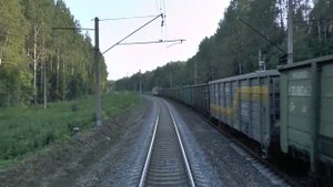 Вид из хвоста поезда - из Ерцево в сторону Коноши