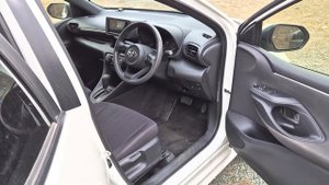 Toyota YARIS 1.5л 4WD  на видео Чутка перепутал объем двс  с Toyota  COROLLA SPORT