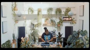 Midweek Dance Break: Raw House Music ft. 70s Soul Samples with theoretic