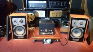 #AMPLIFICADOR TOSHIBA A_12 CON PARLANTES GRUNDIG BOX-660 SU-DISTRIBUIDOR